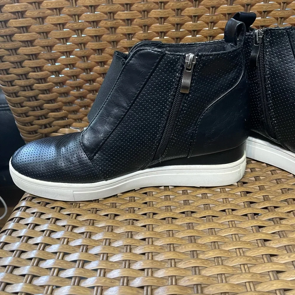 Elegant Black Perforated Women's Wedge Shoes